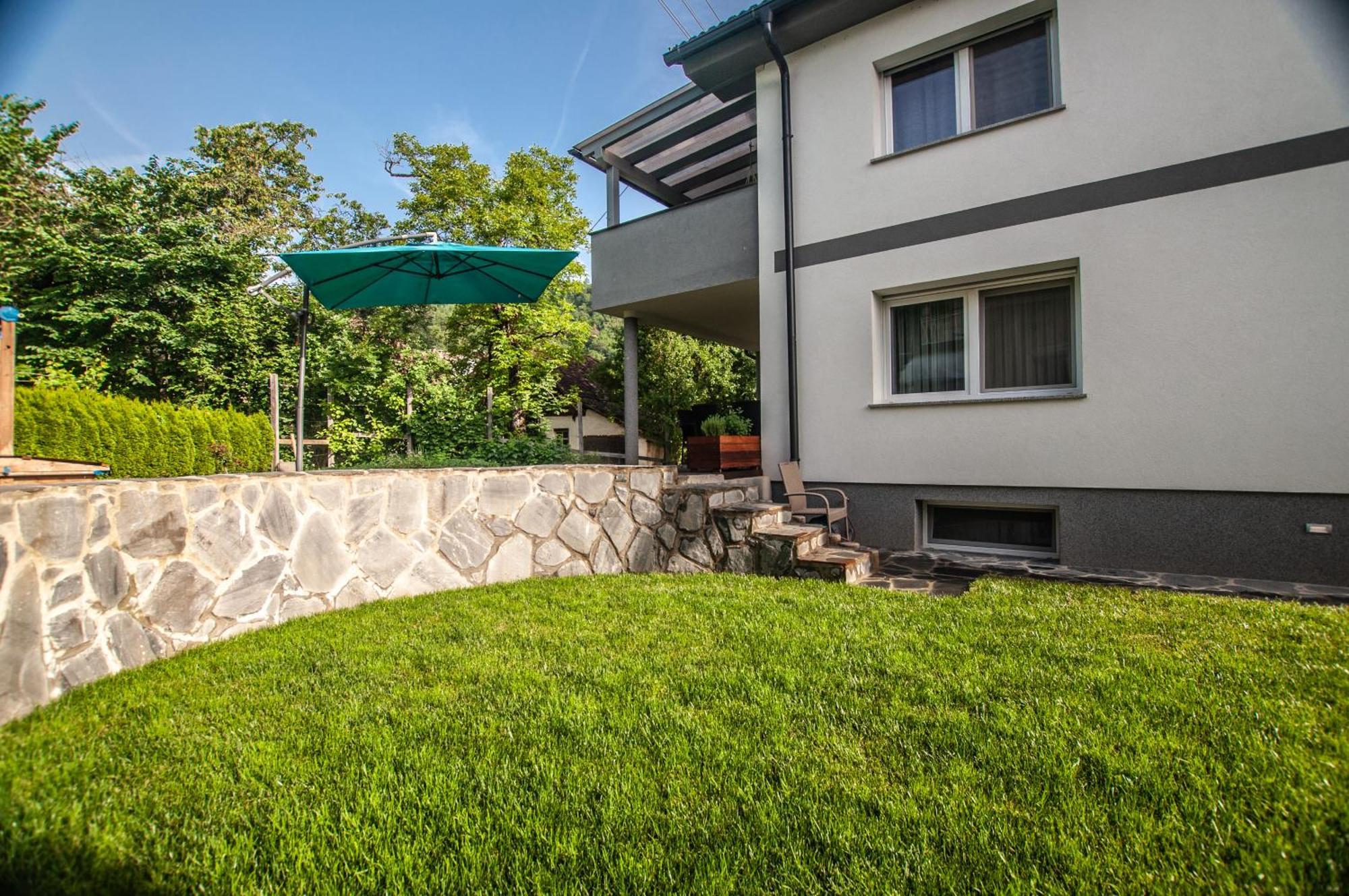 Ferienwohnung Slavka'S House Under Velika Planina Stahovica Exterior foto